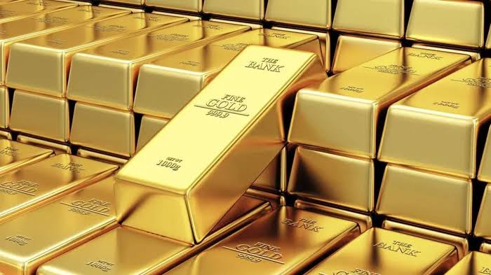 ارتفاع أسعار الذهب مجددا فوق مستوى 3000 دولار للأوقية