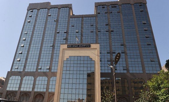 اليوم العالمي لحرية الصحافة : أدوار جديدة للإعلام الوطني تمليها التحديات الراهنة والمستقبلية