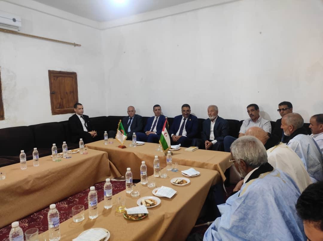 وفد من المحكمة الدستورية يقوم بزيارة إلى مقر المجلس الدستوري الصحراوي
