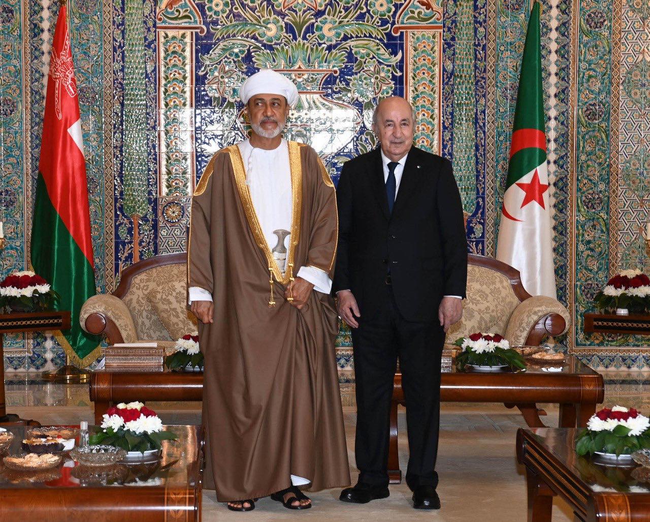 رئيس الجمهورية يترأس رفقة جلالة السلطان هيثم بن طارق مراسم التوقيع على مذكرات تفاهم