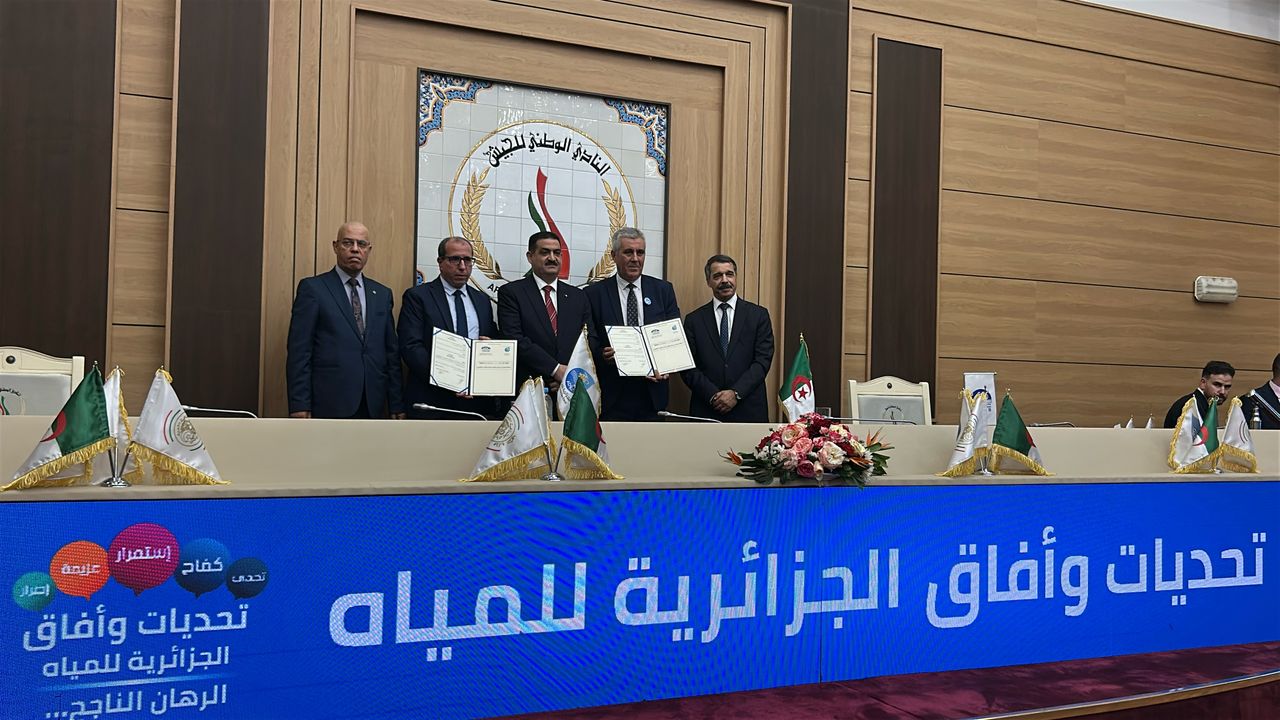 الجزائرية للمياه: توقيع خمس اتفاقيات لعصرنة تسيير خدمات المياه