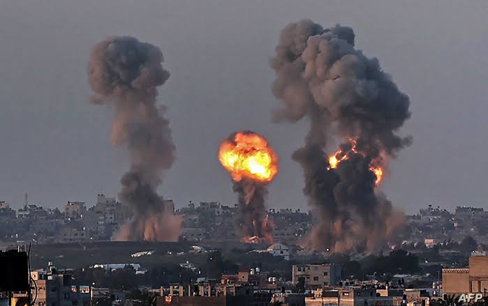استشهاد 7 فلسطينيين في قصف صهيوني على مناطق متفرقة في قطاع غزة