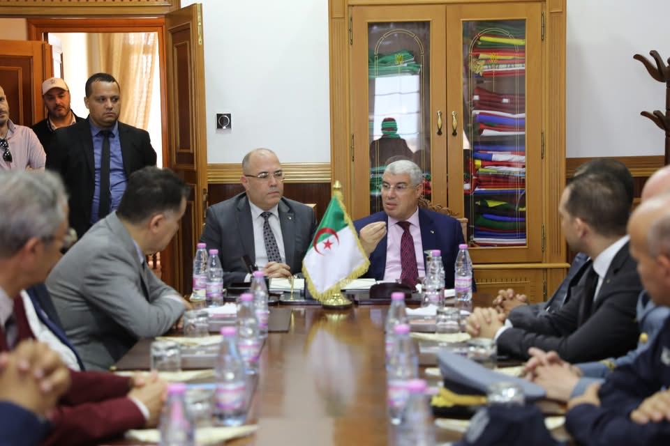 وهران : تنصيب الرئيس المدير العام الجديد لمؤسسة تسيير مصالح مطارات وهران