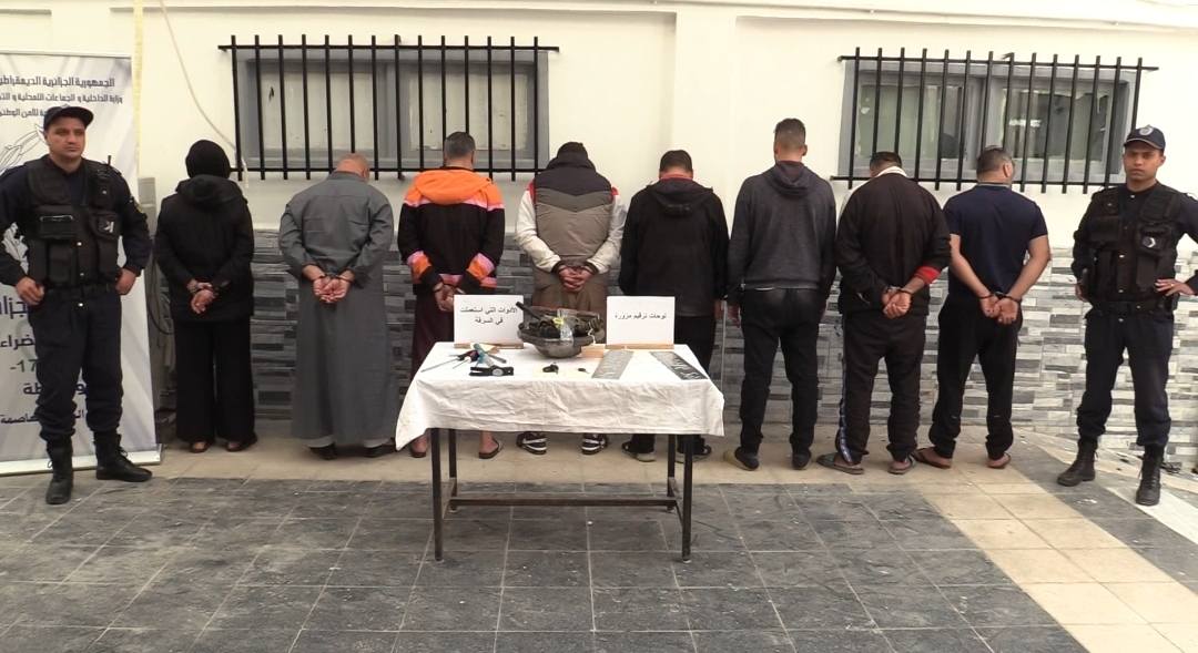 الجزائر العاصمة: الإطاحة بشبكات إجرامية مختصة في سرقة السيارات ولواحقها