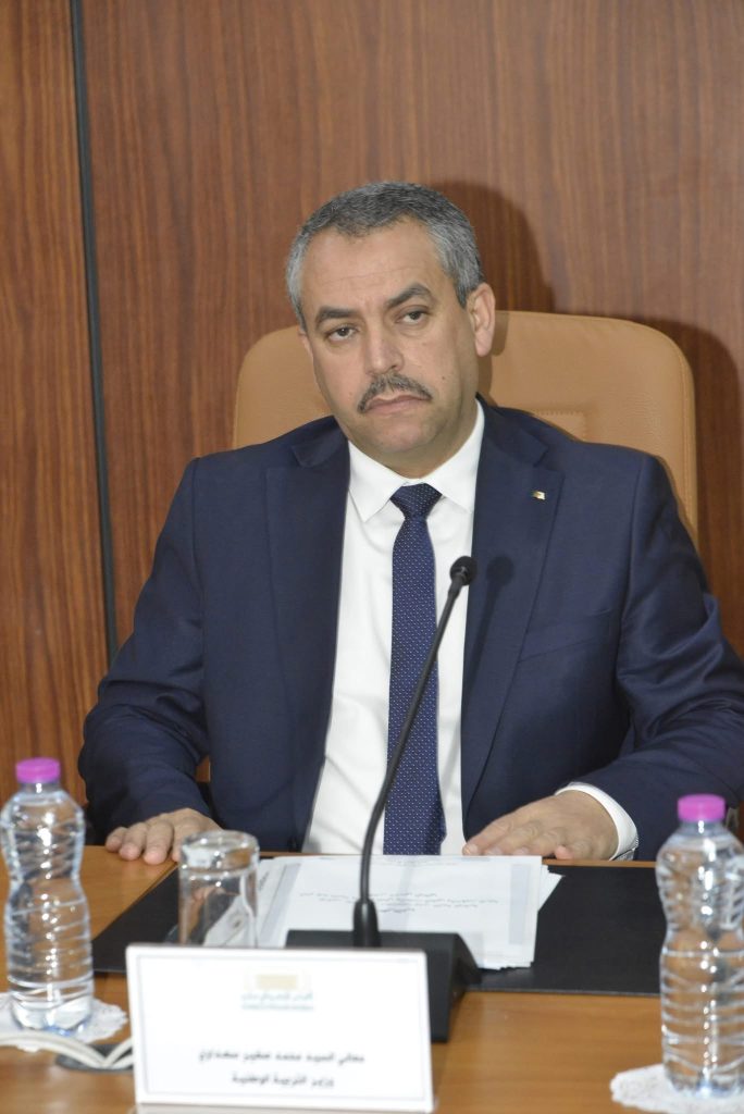 سعداوي يعطي من البويرة إشارة انطلاق امتحانات إثبات المستوى