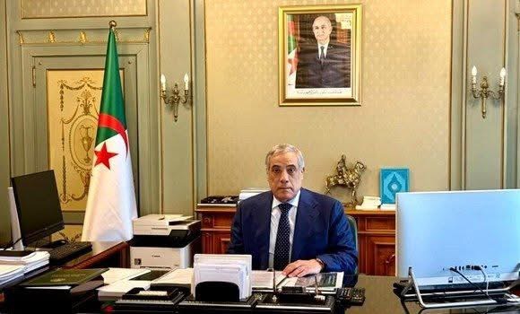 الوزير الأول يجري بفريتاون محادثات مع نائب الرئيس السيراليوني