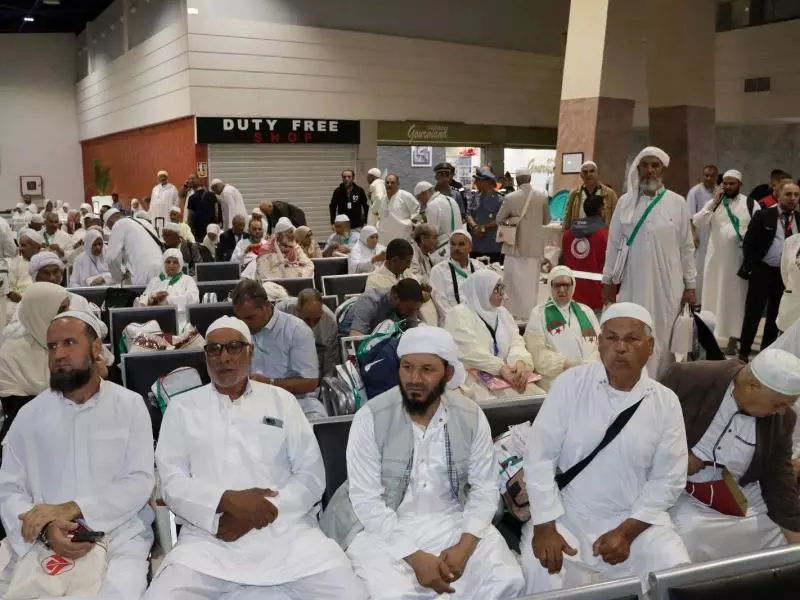 انطلاق برنامج المزارات لفائدة الحجاج الجزائريين بالمدينة المنورة