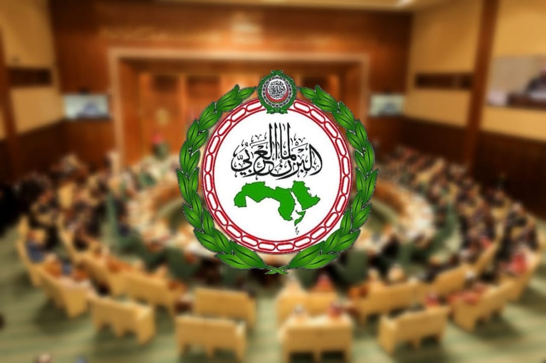 البرلمان العربي يدين استهداف معسكر الجيش الصومالي في مقديشيو