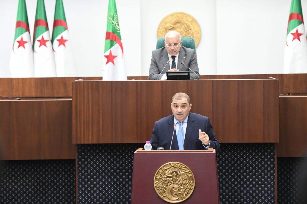 مشروع نص التعبئة العامة : “إطار قانوني يتم الرجوع إليه عند الضرورة لحماية أمن البلاد”