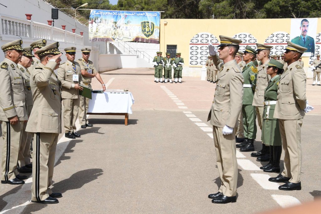 الجيش الوطني الشعبي : تخرج سبع دفعات جديدة بالمدرسة العليا العسكرية للإعلام والاتصال