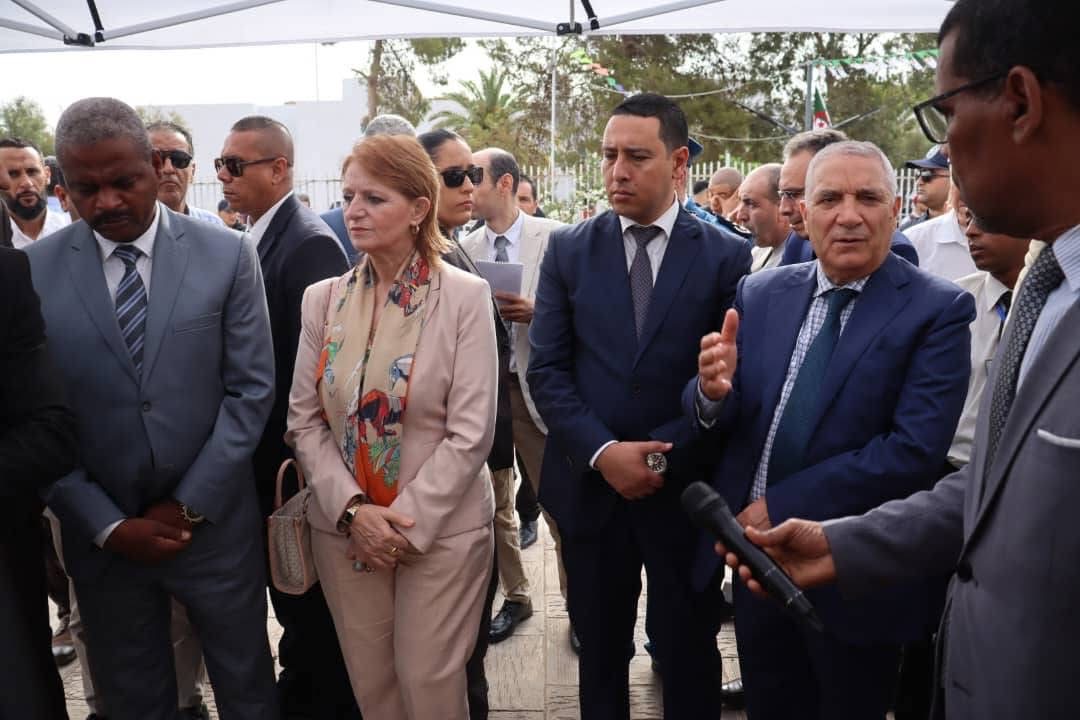 مداحي تؤكد من عين تموشنت على تبني العصرنة والرقمنة في تسيير المرافق السياحية