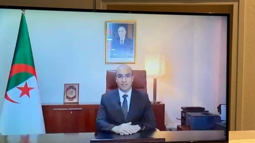 شايب يشارك في ندوة حول موضوع “الاستثمار بالجزائر”