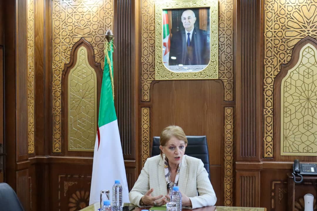 وزيرة السياحة: قانون الاستغلال السياحي للشواطئ سيجعل من السياحة الداخلية محركا حقيقيا للتنمية