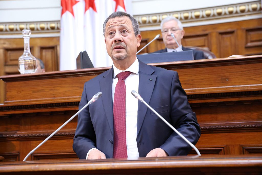رخروخ : عدة مشاريع لتوسيع شبكة الطرقات في ولايتي المغير وسطيف