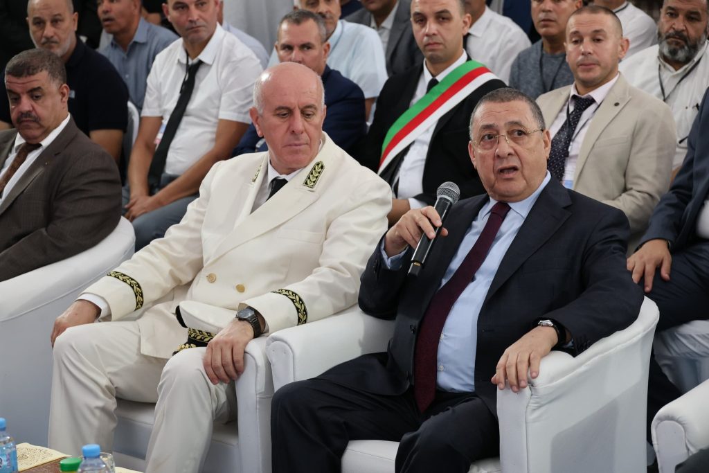 مراد يثني على الحركية التنموية التي تعرفها ولاية تلمسان