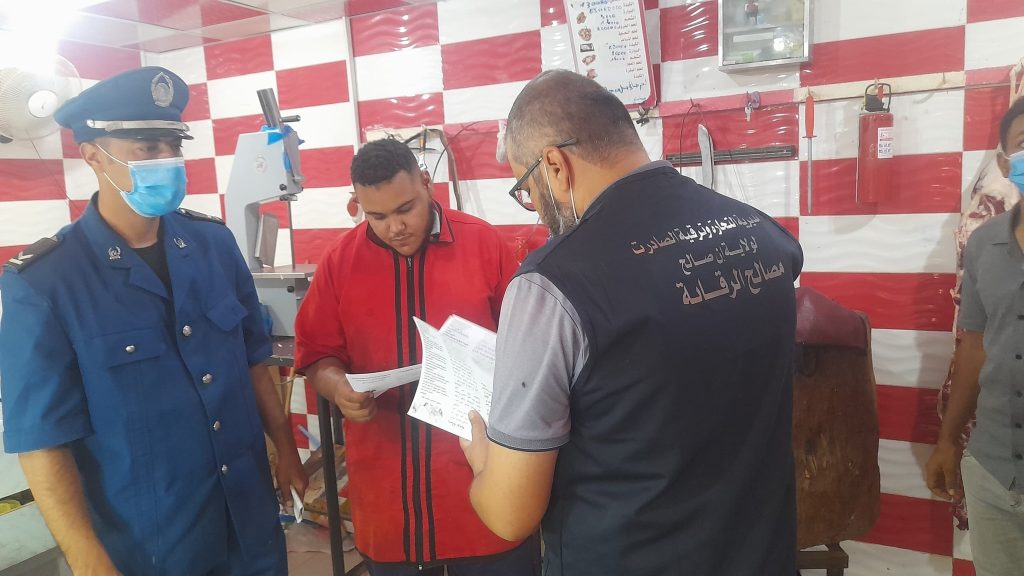 إن صالح.. حملة تحسيسية ورقابية للنشاطات التجارية للوقاية من التسممات الغذائية