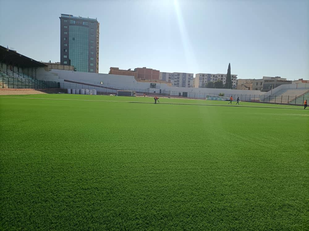 معسكر : الانتهاء قريبا من أشغال إعادة تأهيل ملعب مفلح عواد
