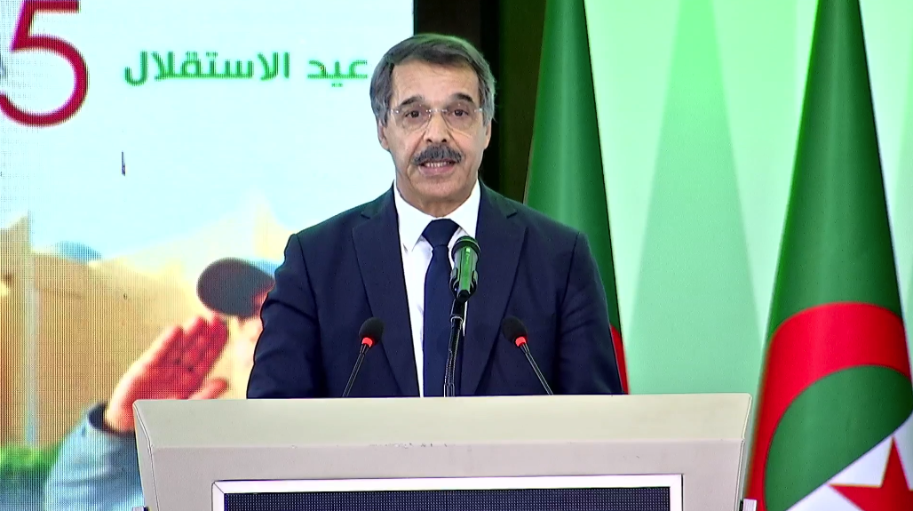 وزير المالية يشيد بالدور السيادي للجمارك في حماية الاقتصاد الوطني