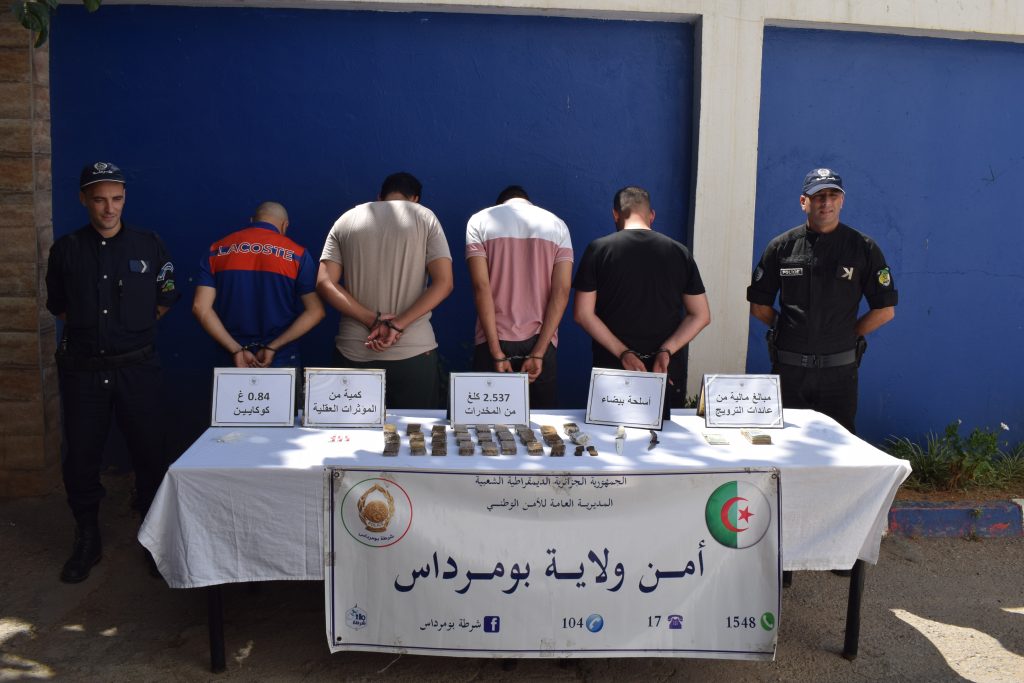بومرداس : الإطاحة بعصابة مجرمين يتاجرون في المخدرات بخميس الخشنة