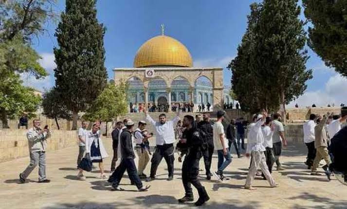 فلسطين: مستوطنون صهاينة يجددون اقتحام المسجد الأقصى المبارك