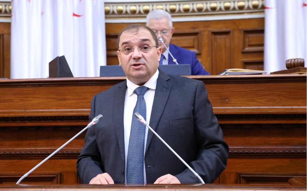 بوجمعة : قانون التعبئة العامة يرمي إلى توفير عوامل القوة والمناعة للدفاع عن المصالح العليا للوطن