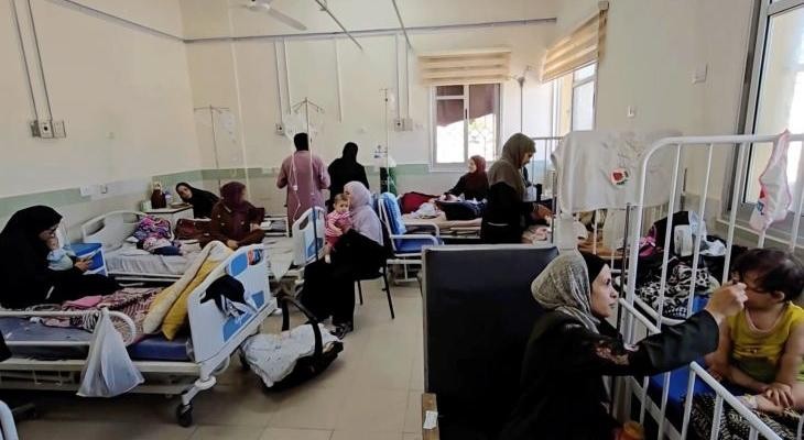 ارتفاع مقلق في تسجيل حالات الإصابة بالحمى الشوكية بين أطفال قطاع غزة