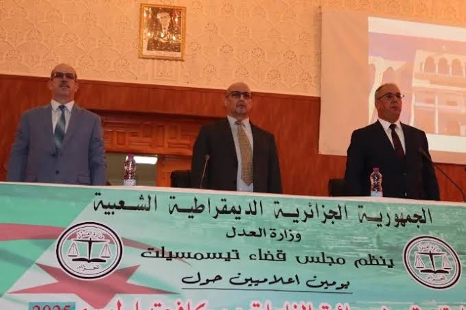 تيسمسيلت : تنظيم يوميين إعلاميين حول الوقاية من حرائق الغابات ومكافحتها