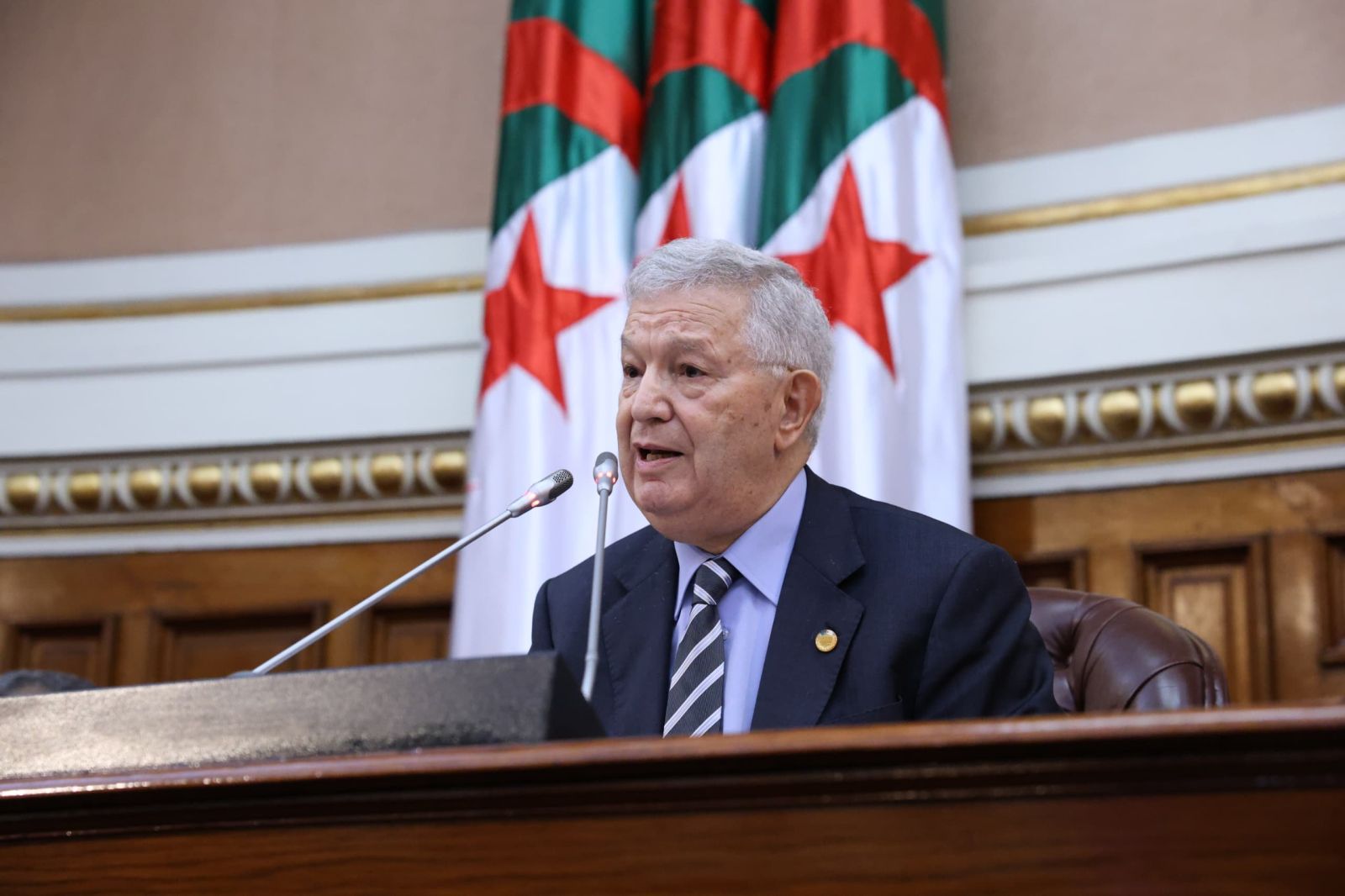 ناصري يهنئ الناجحات و الناجحين في شهادة البكالوريا دورة جوان 2025