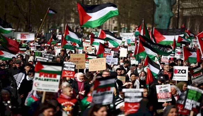 العدوان الصهيوني : مسيرة حاشدة في مدينة بريمن الألمانية تنديدا بتواصل حرب الإبادة والتجويع في قطاع غزة