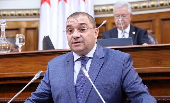 وزيـر العدل يشرف غداً الخميس على مراسم تخرج الدفعة (28) للطلبة القضاة
