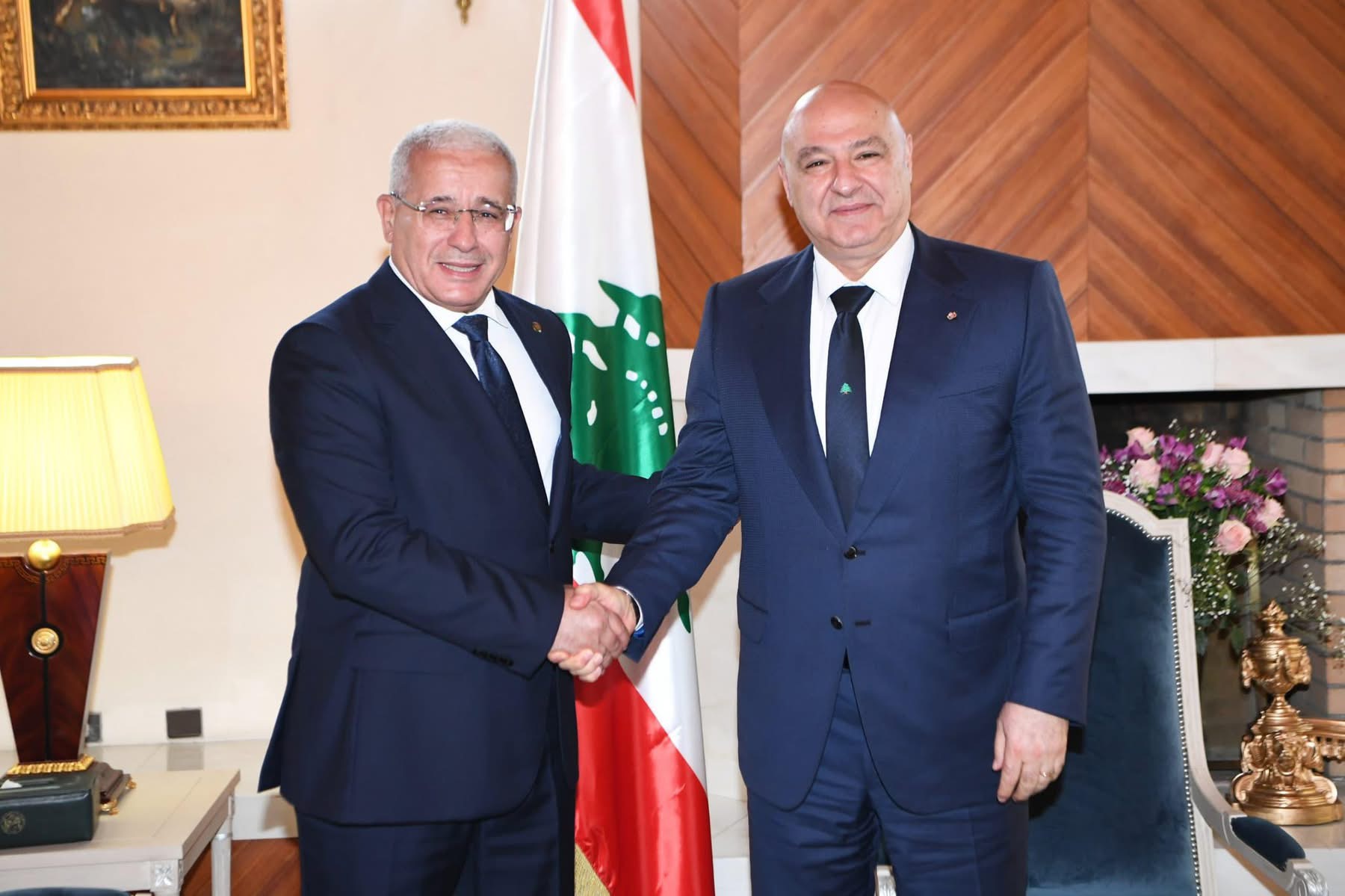 الرئيس اللبناني يستقبل رئيس المجلس الشعبي الوطني