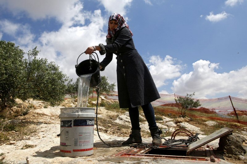 التعطيش.. سياسة صهيونية ممنهجة لخنق الفلسطينيين في الضفة الغربية