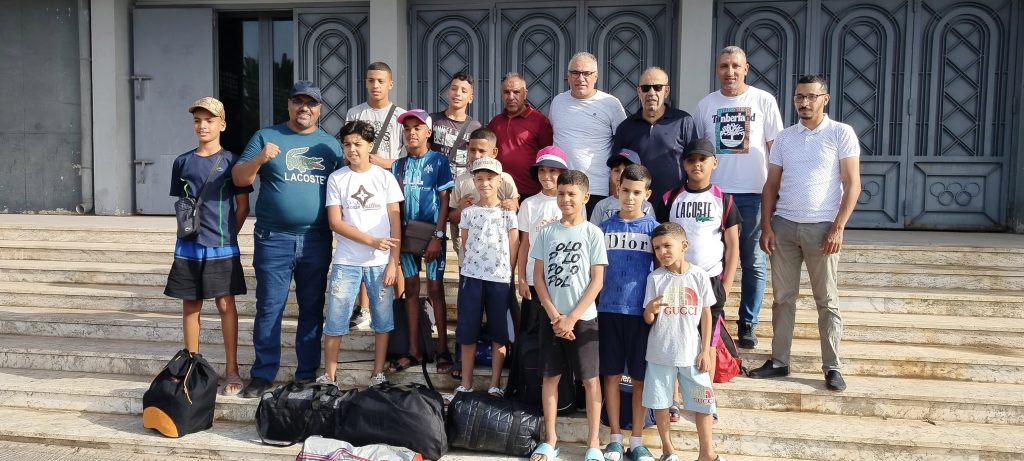 رحلة لاكتشاف مدينة وهران: أطفال الجالية الوطنية يجددون ارتباطهم بجذورهم
