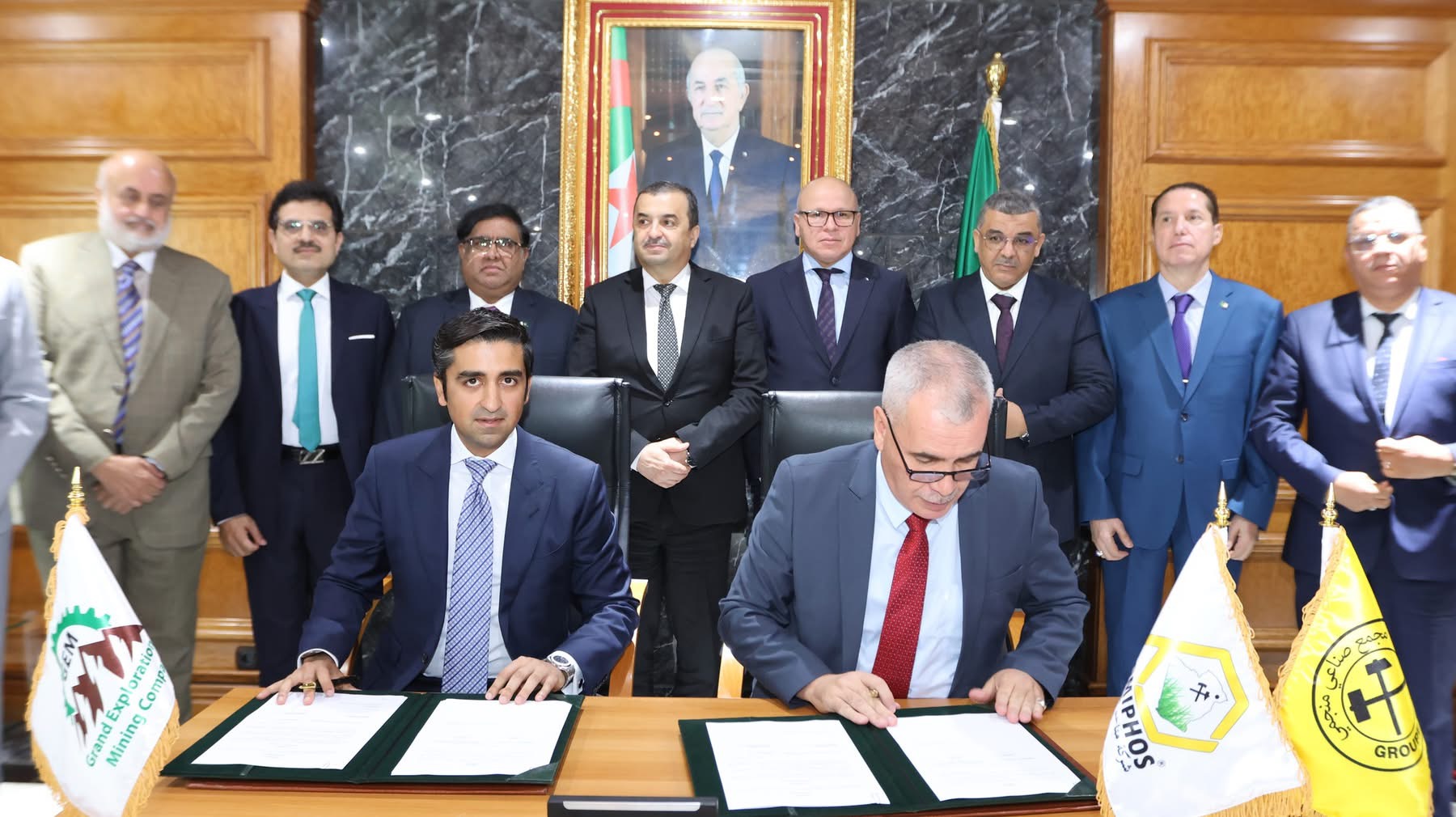 عرقاب يشرف على مراسم التوقيع على مذكرة تفاهم بين مجمع “سونارام” ومجمع “فطيمة” الباكستاني