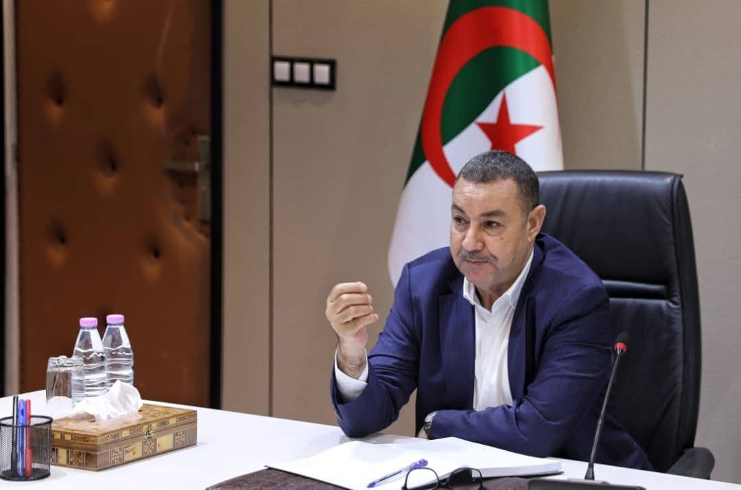وزير النقل : سحب الحافلات المتهالكة وتجديد الحظيرة الوطنية على مرحلتين