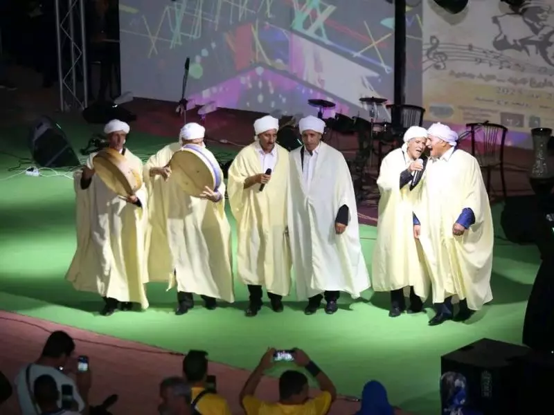 مهرجان الأغنية الشاوية بخنشلة: فرقة “ديهيا” تتوج بالجائزة الأولى لمسابقة الطبعة الثانية