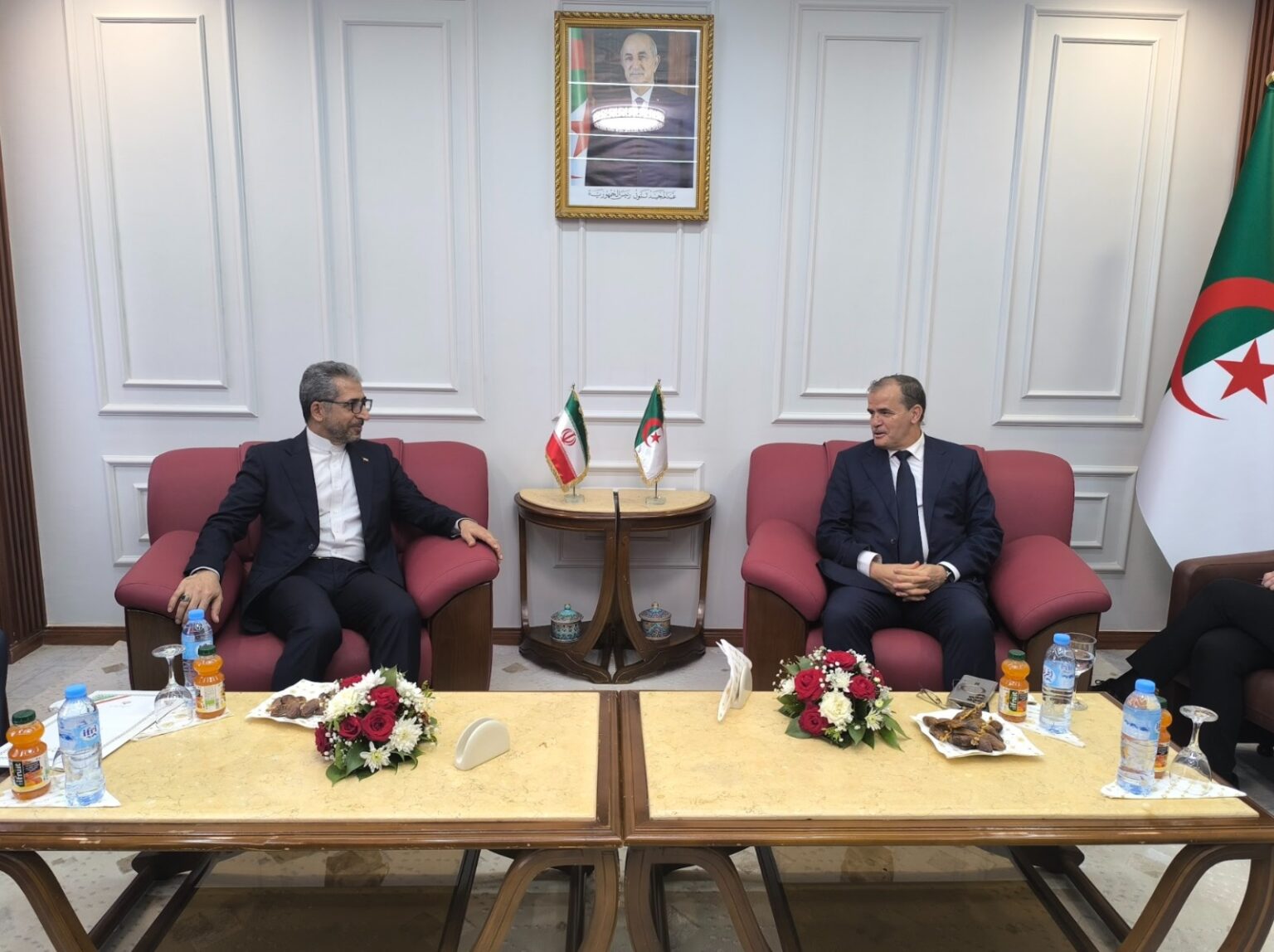 رزيق يستقبل سفيري جنوب أفريقيا وإيران