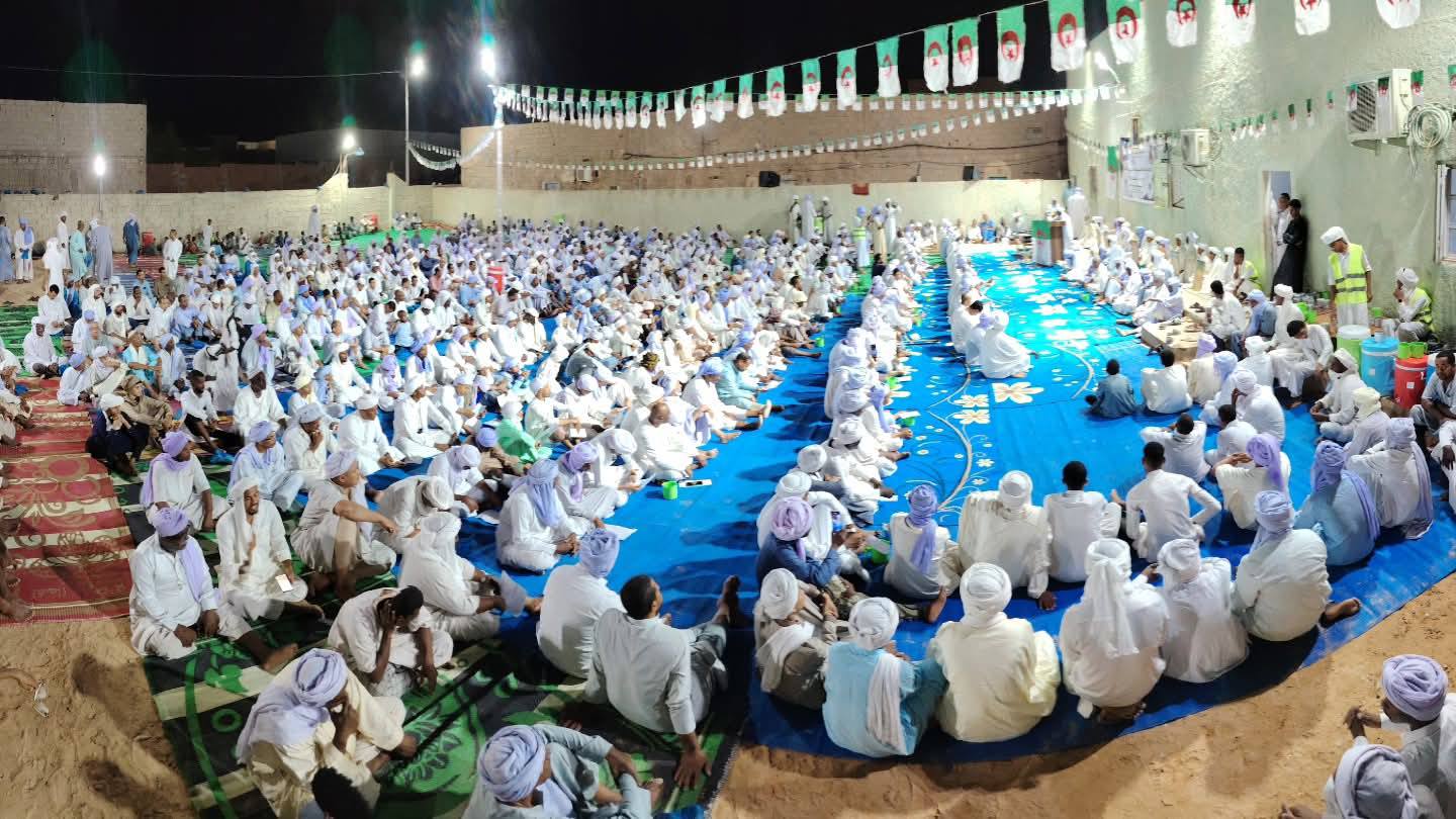أدرار: أجواء روحانية متميزة تعيشها المساجد والزوايا تزامنا مع حلول شهر ربيع الأنوار