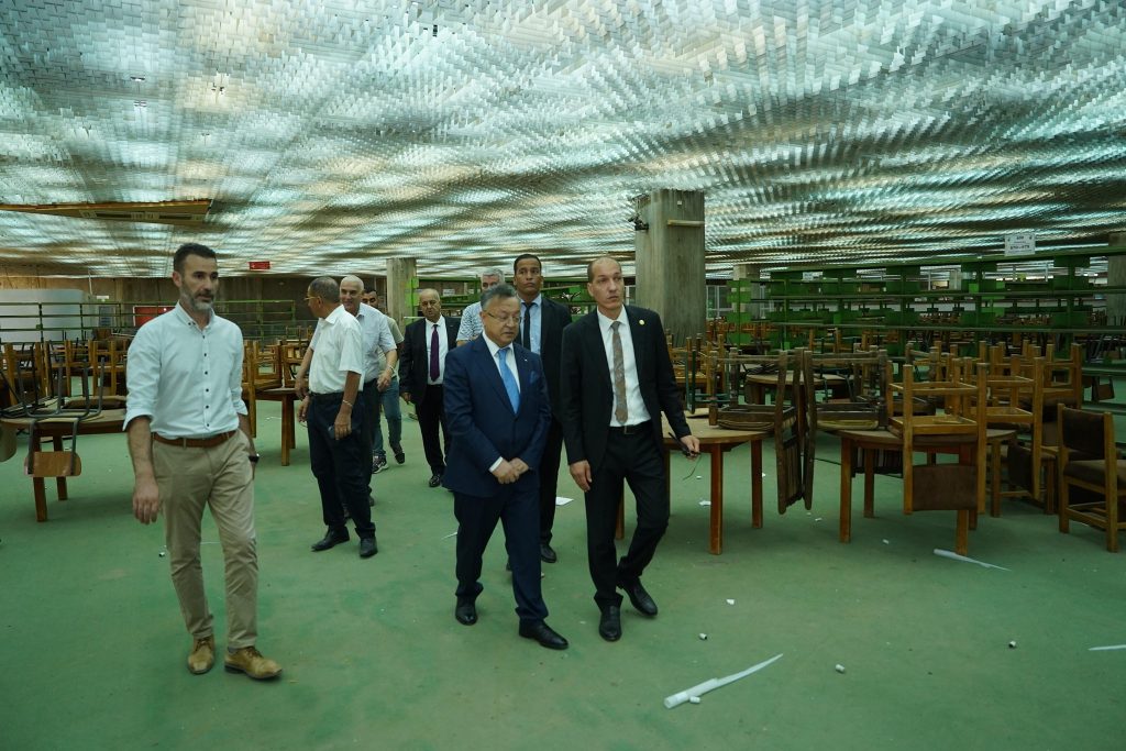 بداري يعاين أشغال التهيئة بجامعة هواري بومدين للعلوم والتكنولوجيا