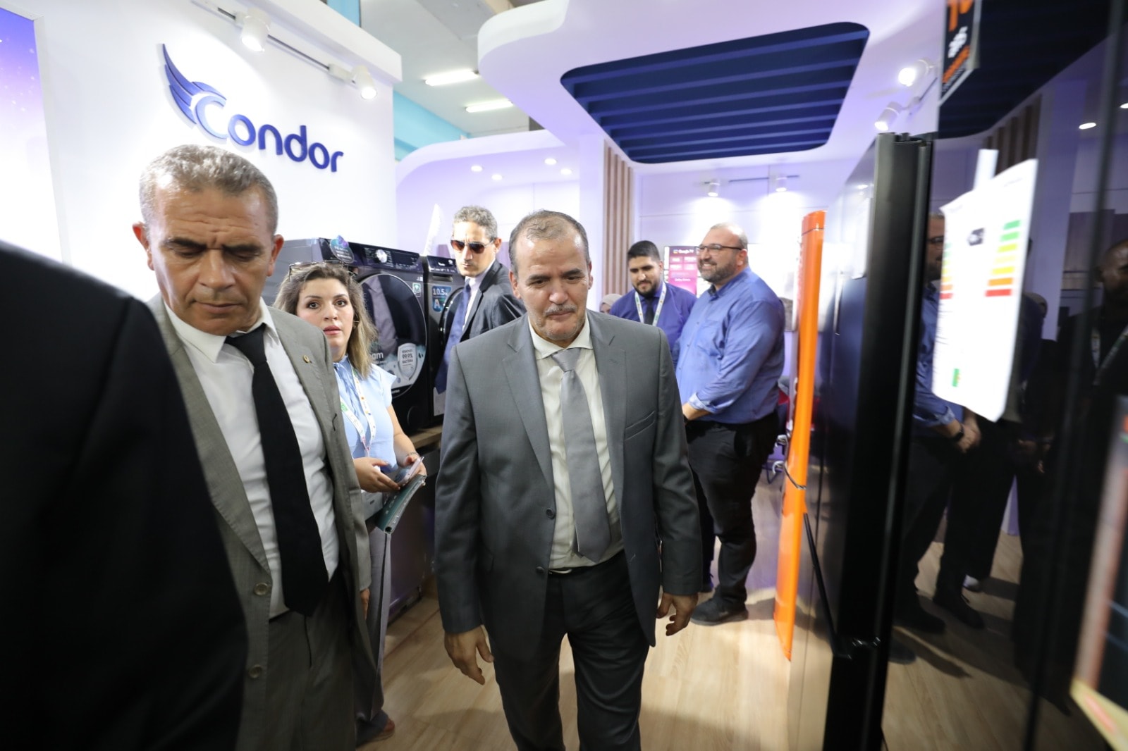 معرض التجارة البينية الإفريقية : توقيع عقود تتجاوز 300 مليون دولار بين مؤسسات جزائرية و نظيراتها الإفريقية