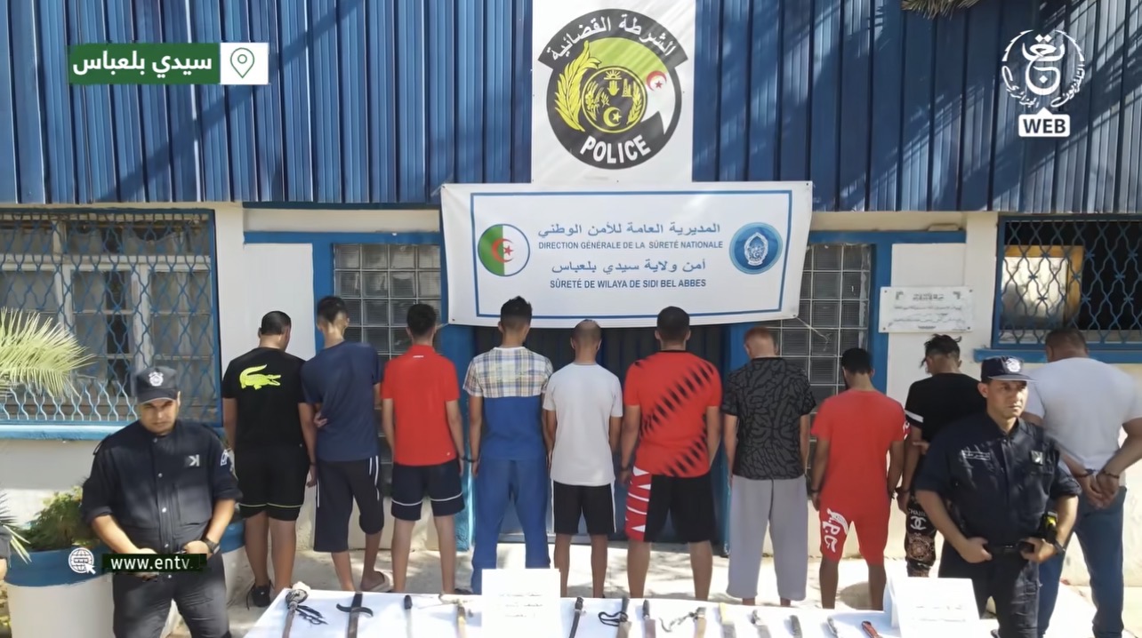 شرطة سيدي بلعباس تضع حدا لنشاط عصابتي أحياء متكونتين من 15 شخصا