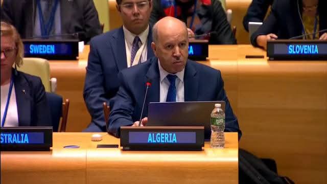 الجزائر تؤكد التزامها التام لمواصلة التعاون الوثيق مع جميع الشركاء الدوليين لدعم مسارات السلام والاستقرار