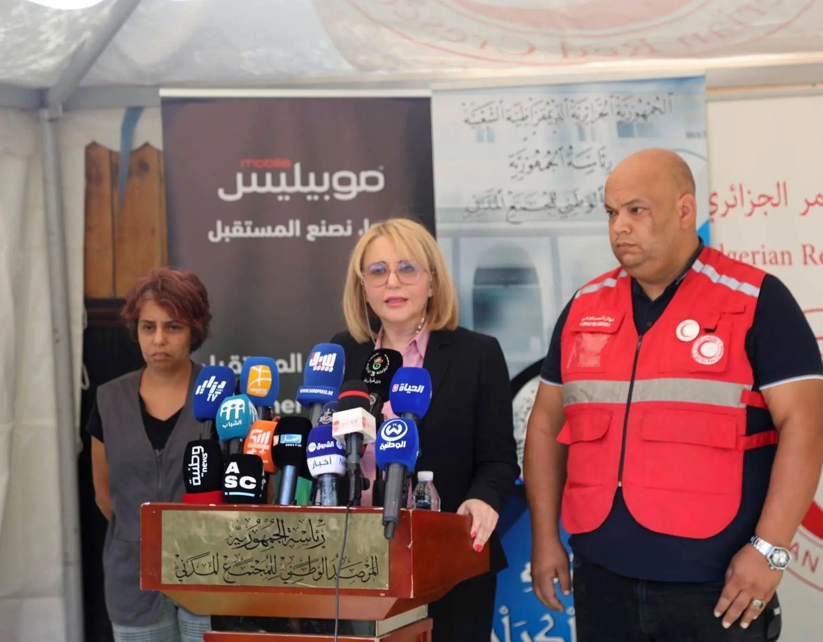 حملاوي تشرف بالجزائر العاصمة على إطلاق حملة وطنية للتحسيس والوقاية من داء الكلب