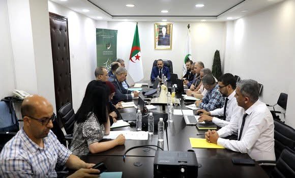 حج 2026: برايك يشرف على افتتاح أشغال لجنة مراجعة دفاتر الشروط لموسم الحج المقبل