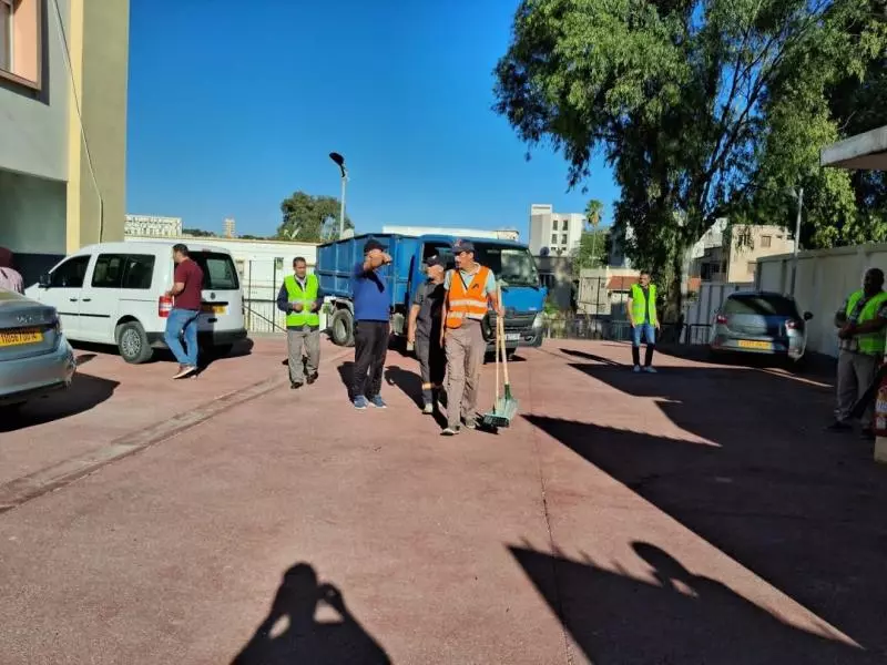 تحسبا للدخول المدرسي ..انطلاق حملة تنظيف المؤسسات التربوية بالجزائر العاصمة