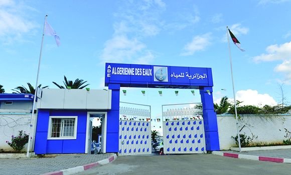 أولاد جلال : وحدة الجزائرية للمياه تستلم مخبرا متنقلا للتحاليل