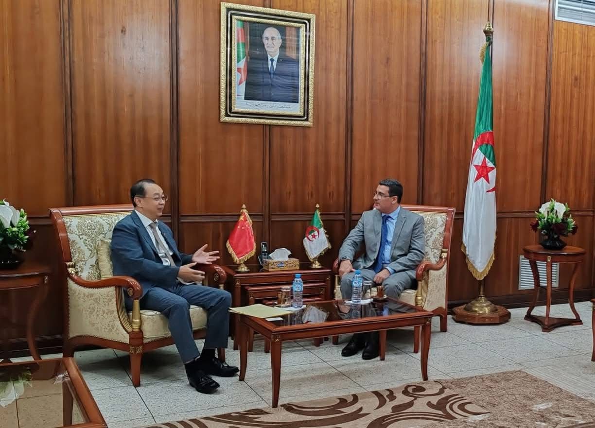 وزير الصحة يستقبل سفير جمهورية الصين الشعبية