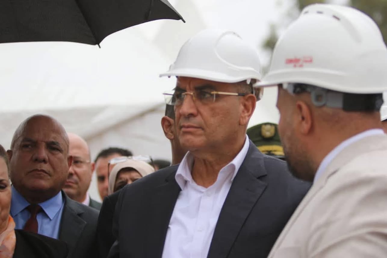 وزير الأشغال العمومية : الانتهاء من أشغال المقطع الرابط بين عنابة وبوشقوف “قبل نهاية 2025”