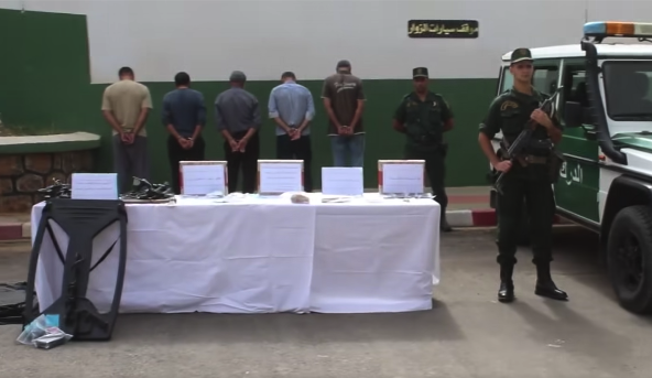 تيسمسيلت.. توقيف شبكة إجرامية تمتهن التنقيب عن المعادن دون ترخيص