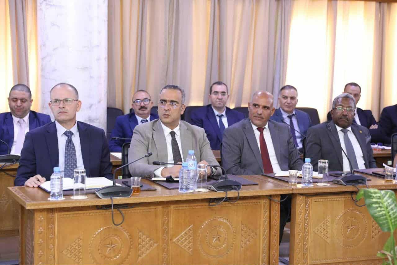 تنصيب رئيس مدير عام جديد لمجمع “لوجيترانس”: تعزيز الريادة الوطنية والانفتاح على البوابة الإفريقية